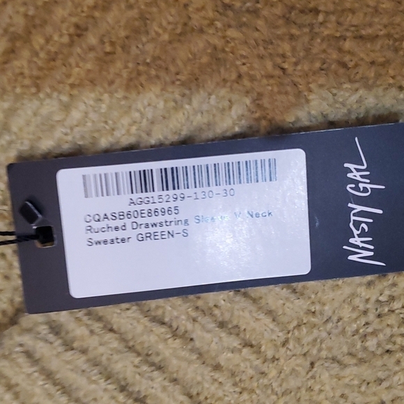 NEW Nasty Gal Collection Ruched Drawstring Sleeve V Neck Sweater Sz S - Picture 6 of 9